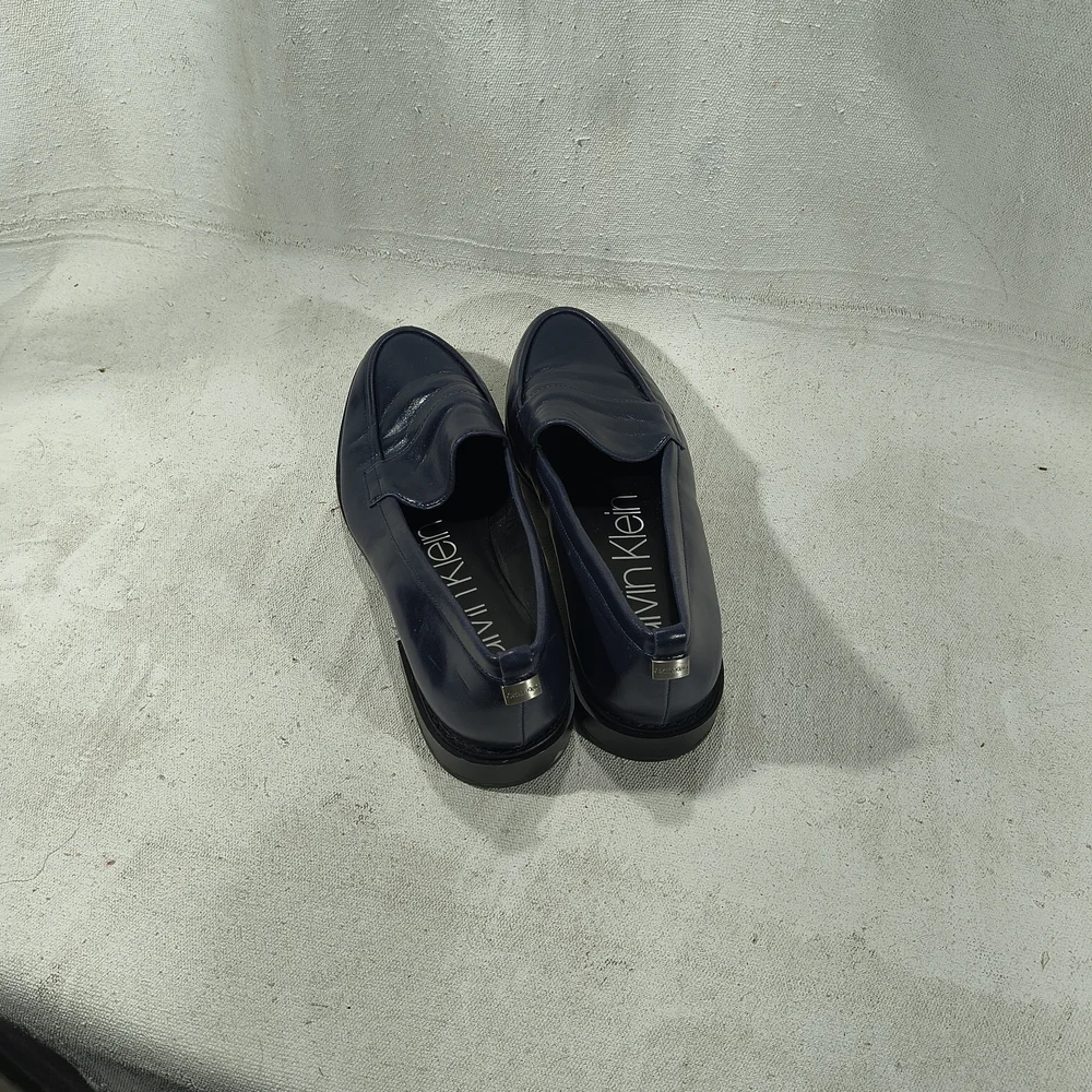Calvin Klein Women's Size 9 Dark Blue Loafers